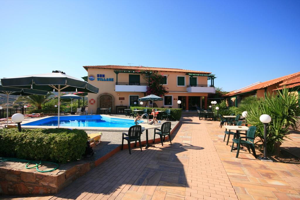 Sun Village Hotel Apartments Megás Limniónas Dış mekan fotoğraf