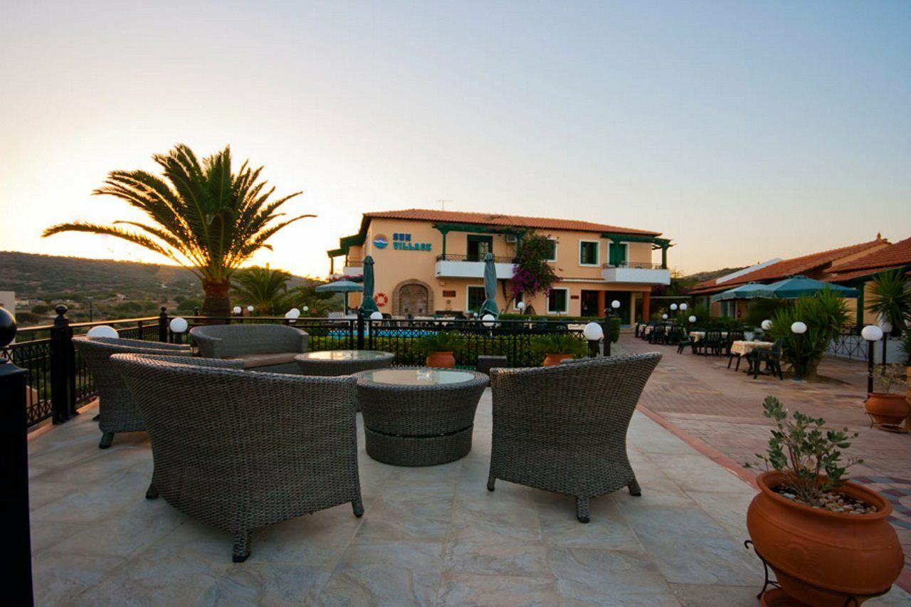 Sun Village Hotel Apartments Megás Limniónas Dış mekan fotoğraf