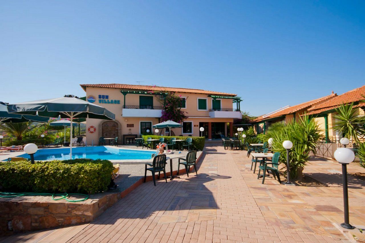 Sun Village Hotel Apartments Megás Limniónas Dış mekan fotoğraf