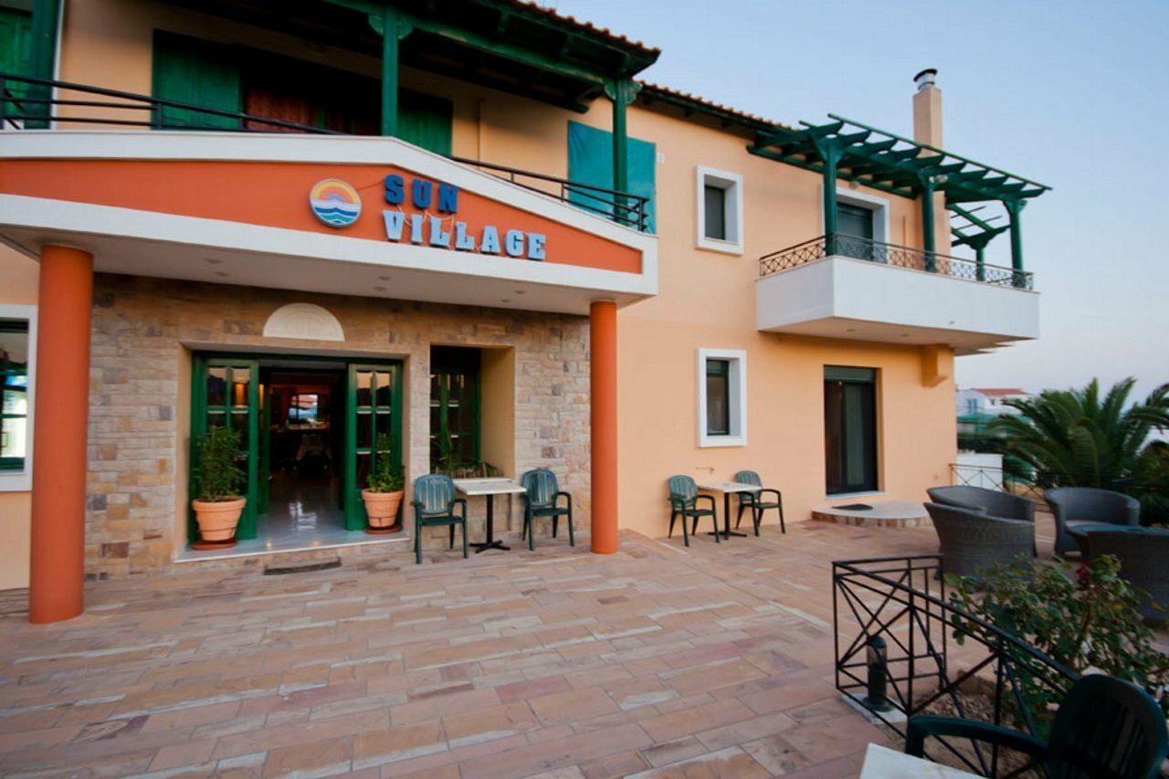 Sun Village Hotel Apartments Megás Limniónas Dış mekan fotoğraf